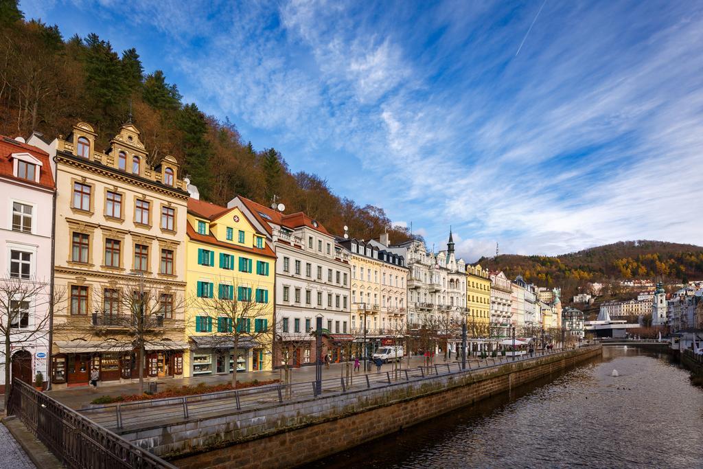 Hotel Maltezsky Kriz Karlovy Vary Bagian luar foto
