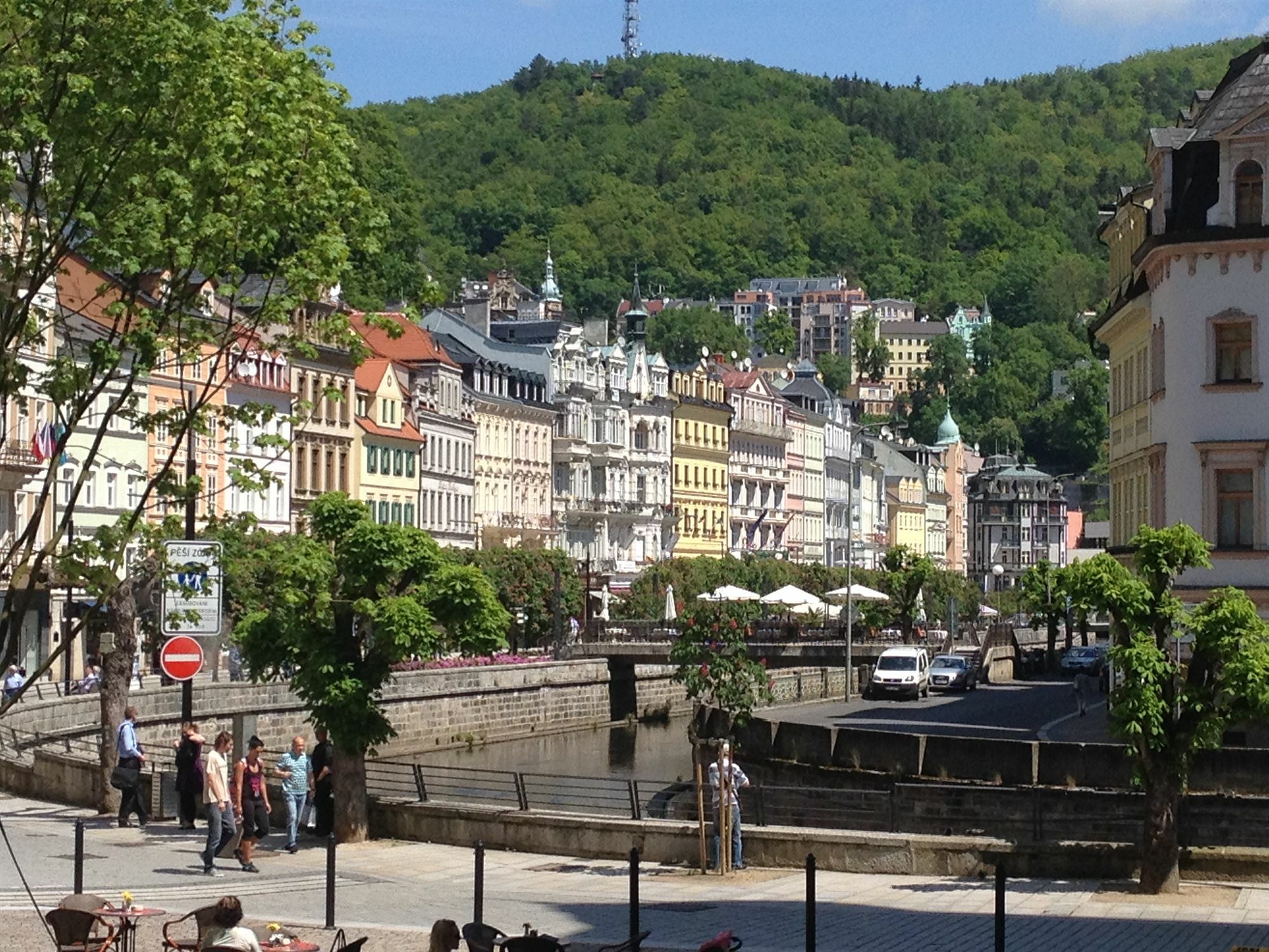 Hotel Maltezsky Kriz Karlovy Vary Bagian luar foto